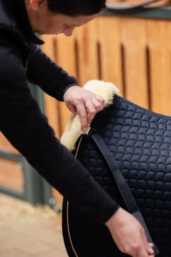 LAMBSKIN