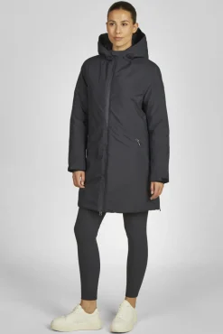 WATERPROOF PARKA